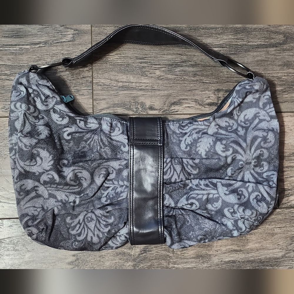 Dakine purse